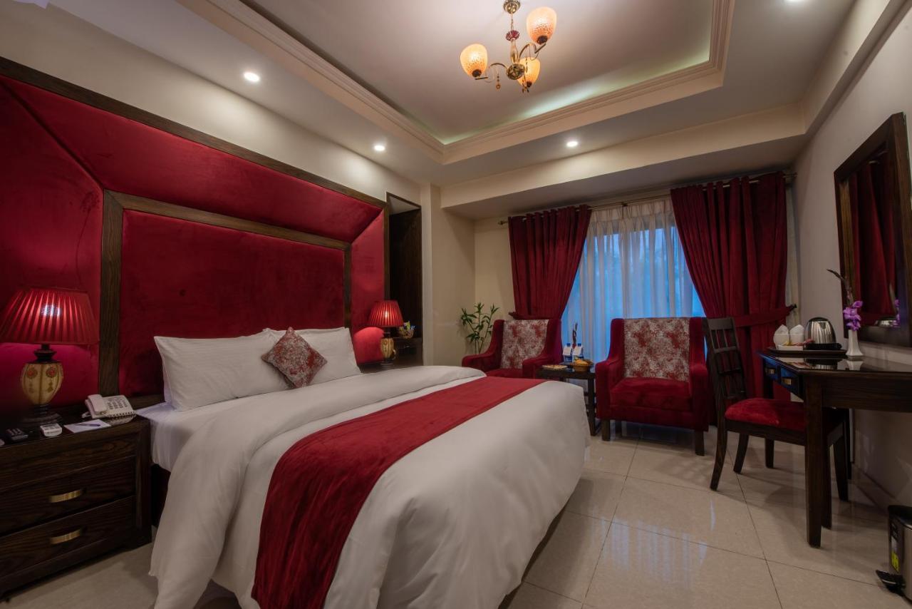 Envoy Continental Hotel Ісламабад Екстер'єр фото