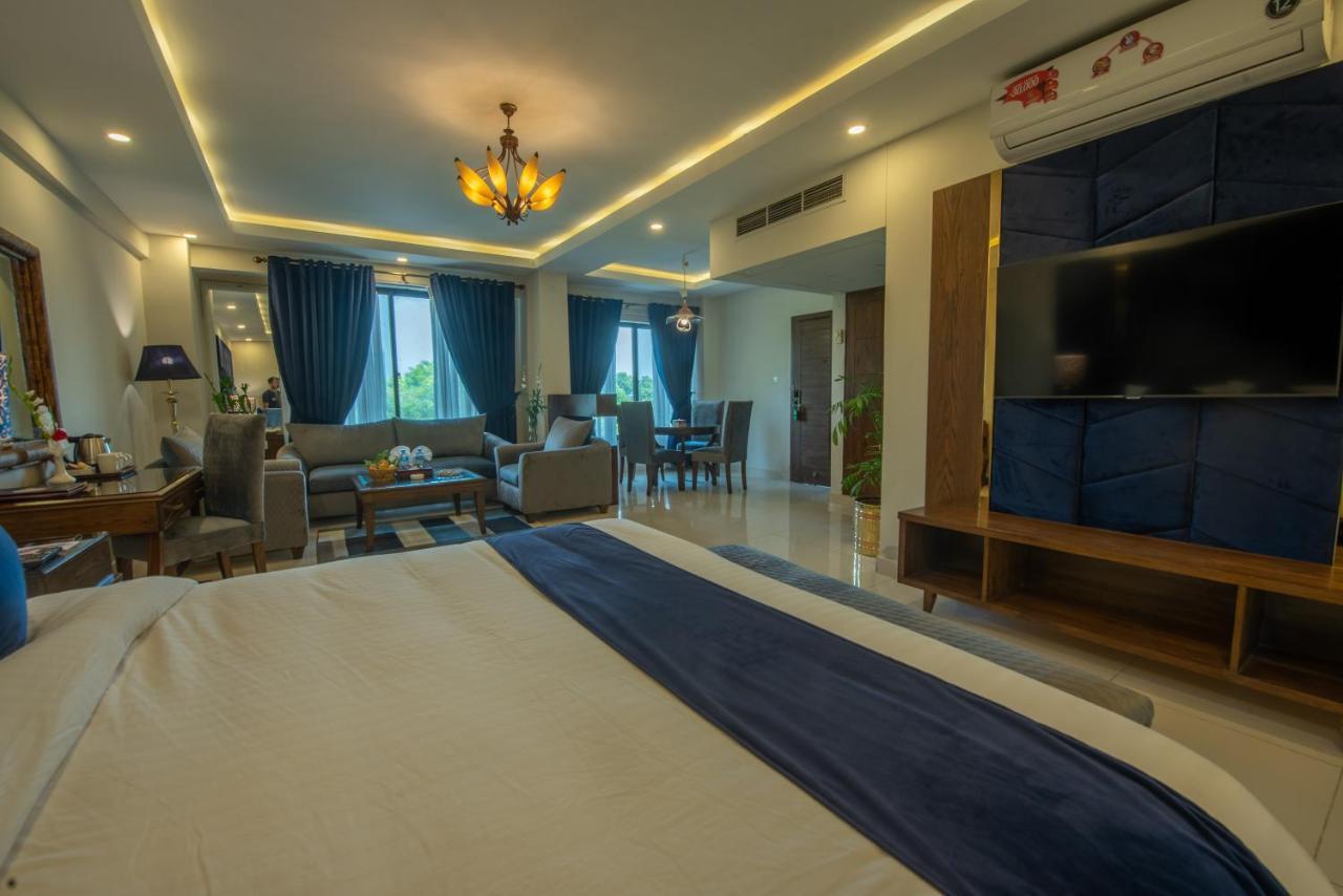 Envoy Continental Hotel Ісламабад Екстер'єр фото