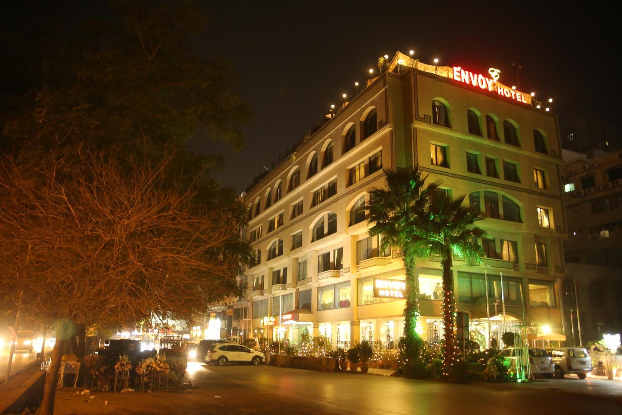 Envoy Continental Hotel Ісламабад Екстер'єр фото